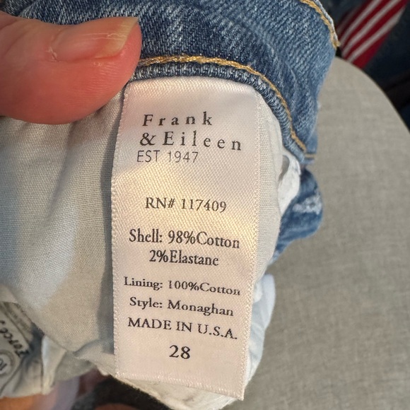 Frank & Eileen Light Blue Distressed, Straight Leg Crop Monaghan Jeans, Size 28 - Picture 8 of 8